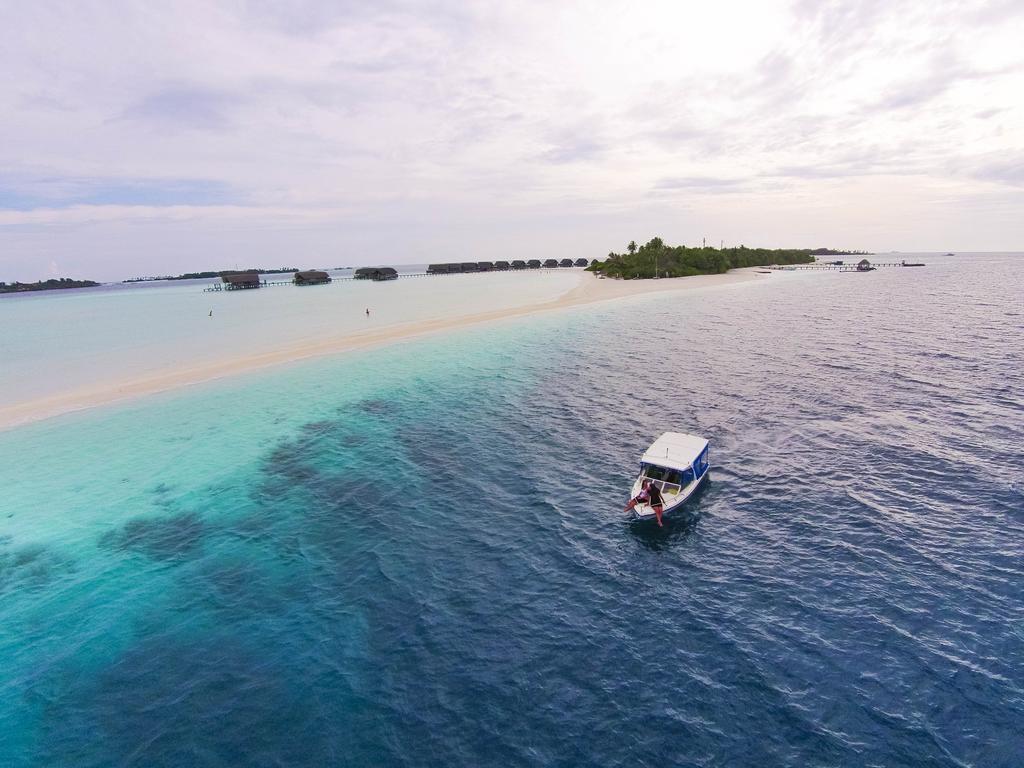 Stingray Beach Inn Maafushi Exterior photo