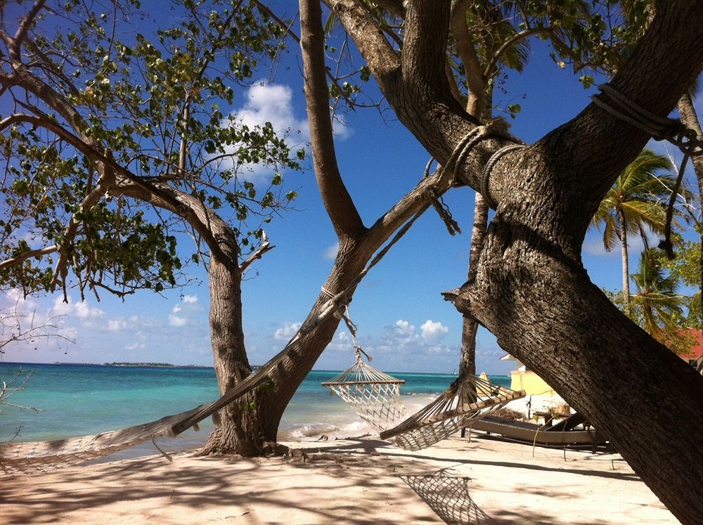 Stingray Beach Inn Maafushi Exterior photo