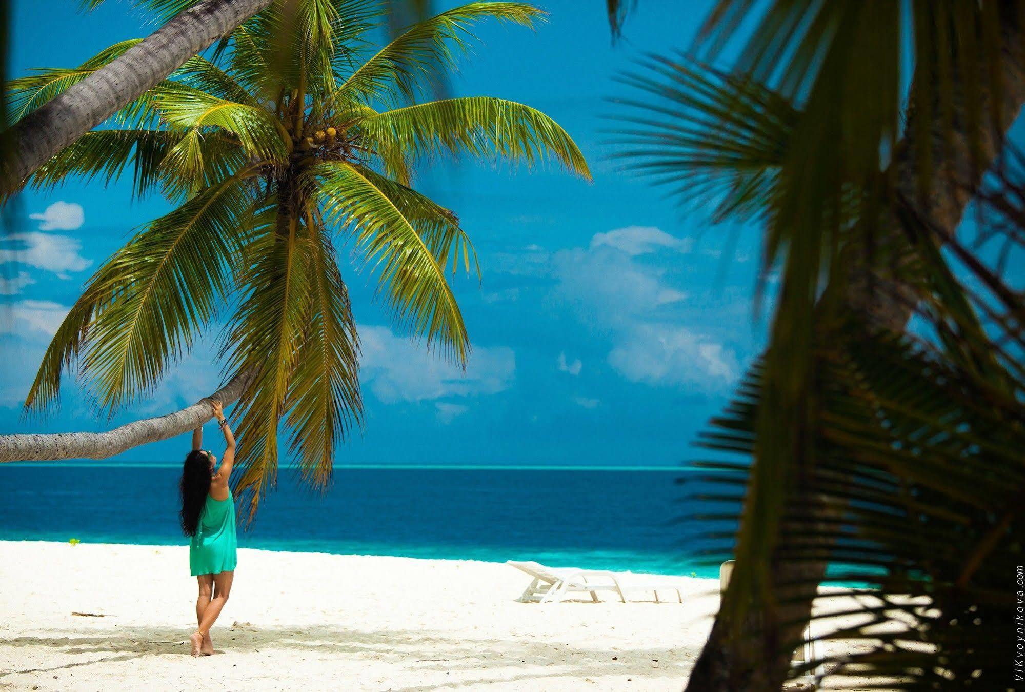 Stingray Beach Inn Maafushi Exterior photo